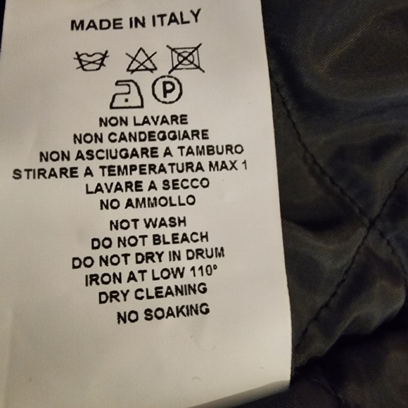 LOLA SANDRO FERRONE Spring Coat Black Jacket with black flowers & pockets - Picture 9 of 9